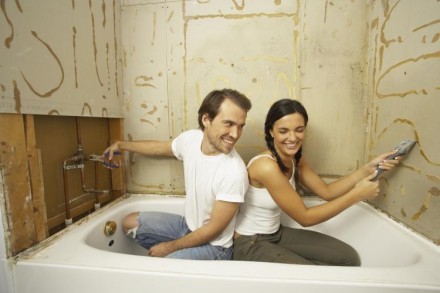 inexpensive-tips-to-remodel-your-bathroom-decoration[1]